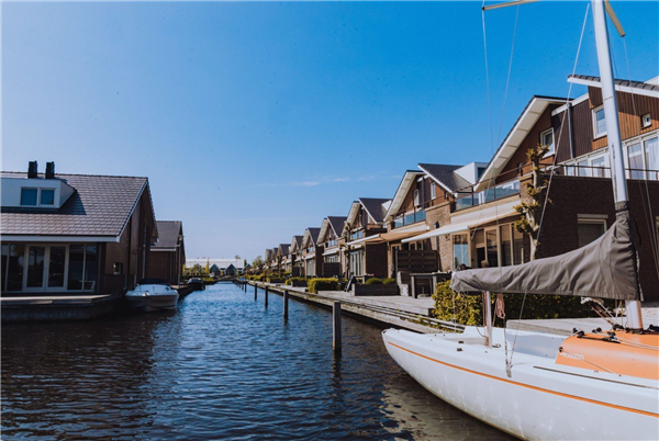 De Meerparel Houseboats